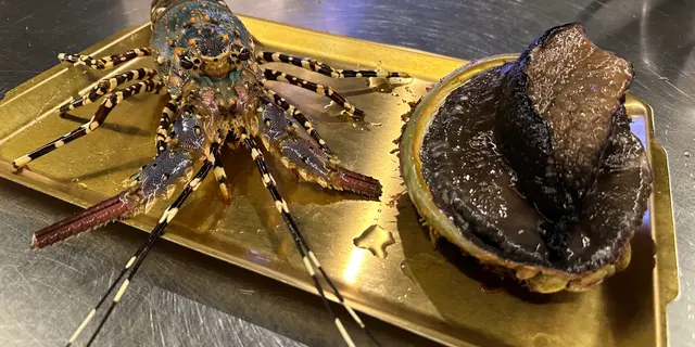 正價75折 主菜餐牌 二人餐折扣優惠另每位送魚子醬鵝肝多士