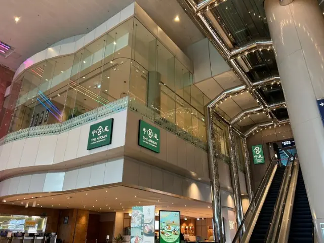 晚市消费满港币500元即减港币100元